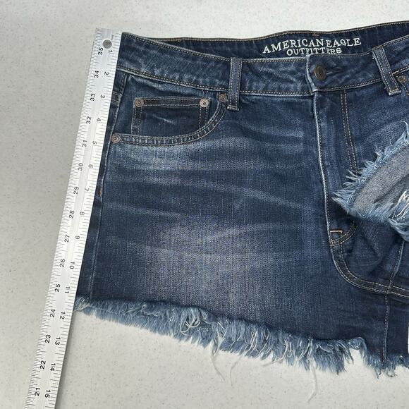 American Eagle Shorts 12 Vintage Hi Rise Festival Shortie Blue Denim Fringe Fray - Picture 7 of 9